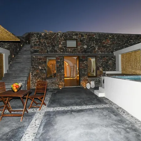 Luxe Efis Sea View 4 & 4 Prive Jacuzzi * Imerovigli (Santorini)