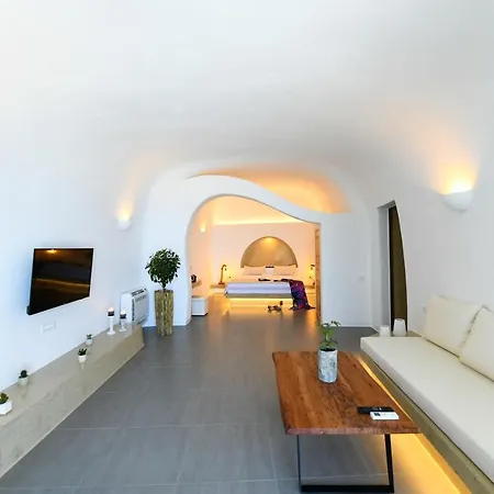 Luxe Efis Sea View 4 & 4 Prive Jacuzzi Imerovigli (Santorini)